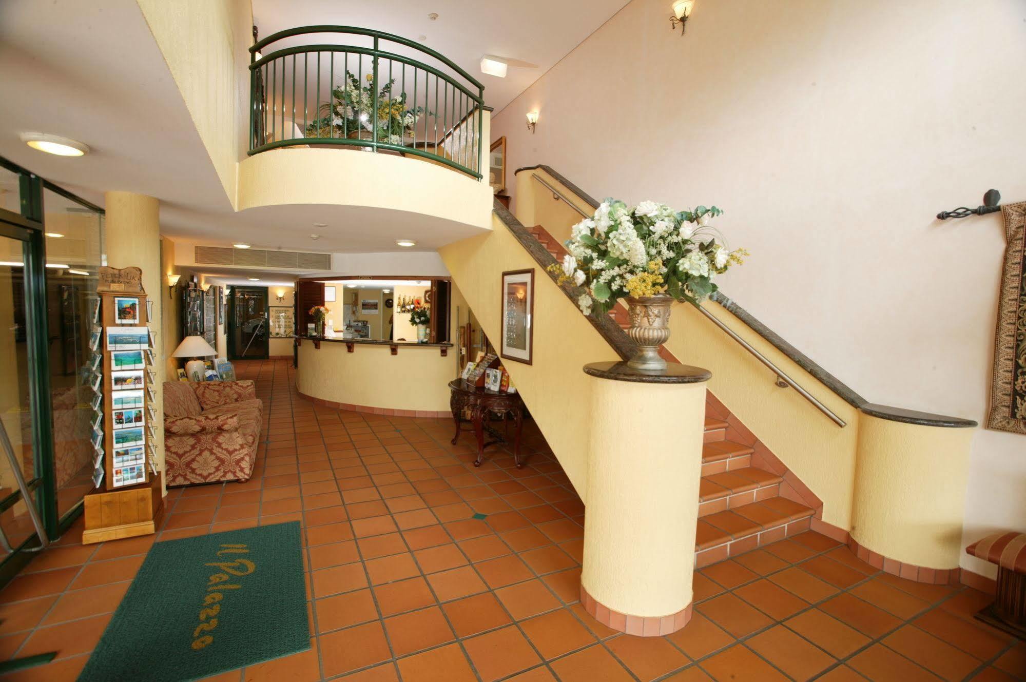 Il Palazzo Holiday Apartments Cairns Extérieur photo